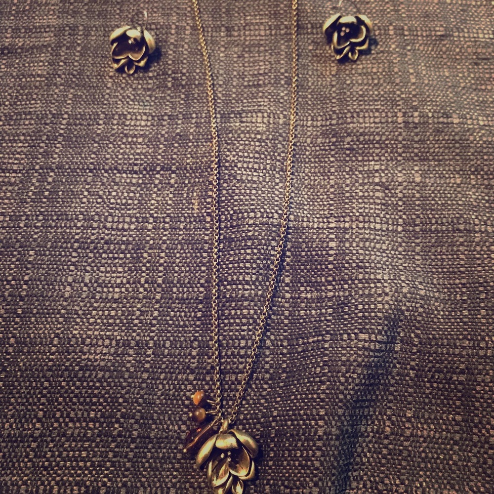 Lucky Brand brass matching earring & necklace set